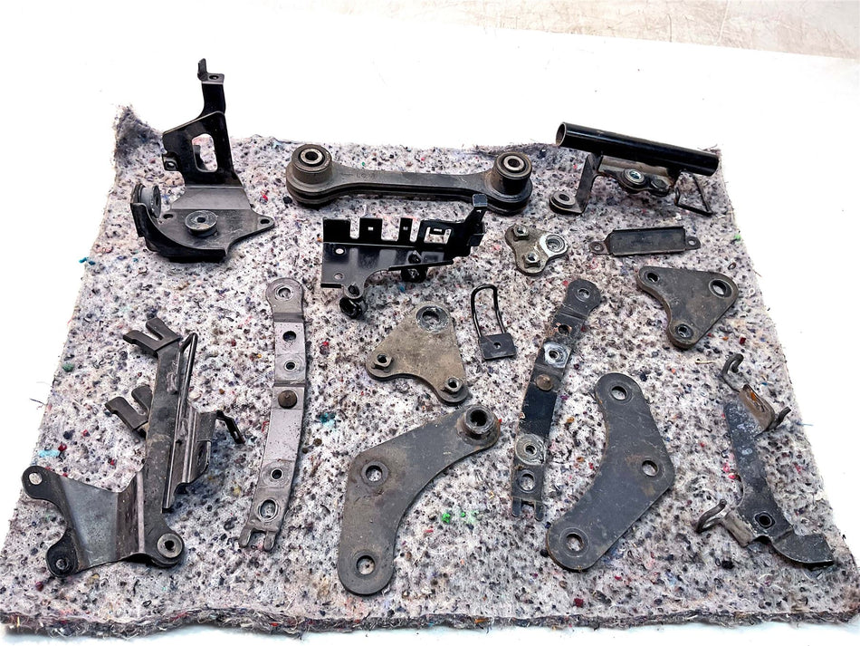 2015 Kawasaki Vulcan S 650 EN650 Various Frame Parts & Brackets