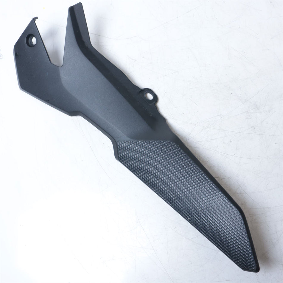 2023 Honda CB750A Right Side Panel - 83511MLBD00