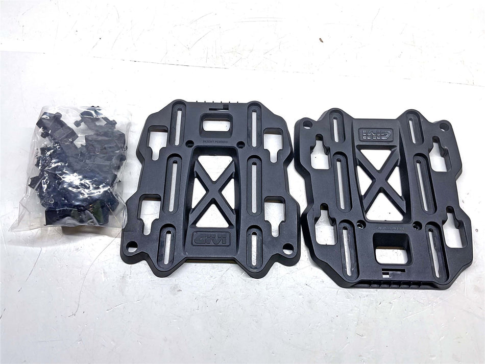 2023 Honda CRF110F Givi Engine Bag Mount & Bags - HONBU0174CM1, HONTO0096CZI