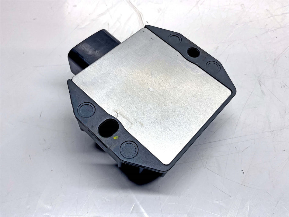 2016 Yamaha YZF R1 Regulator Rectifier - 2CR8196000
