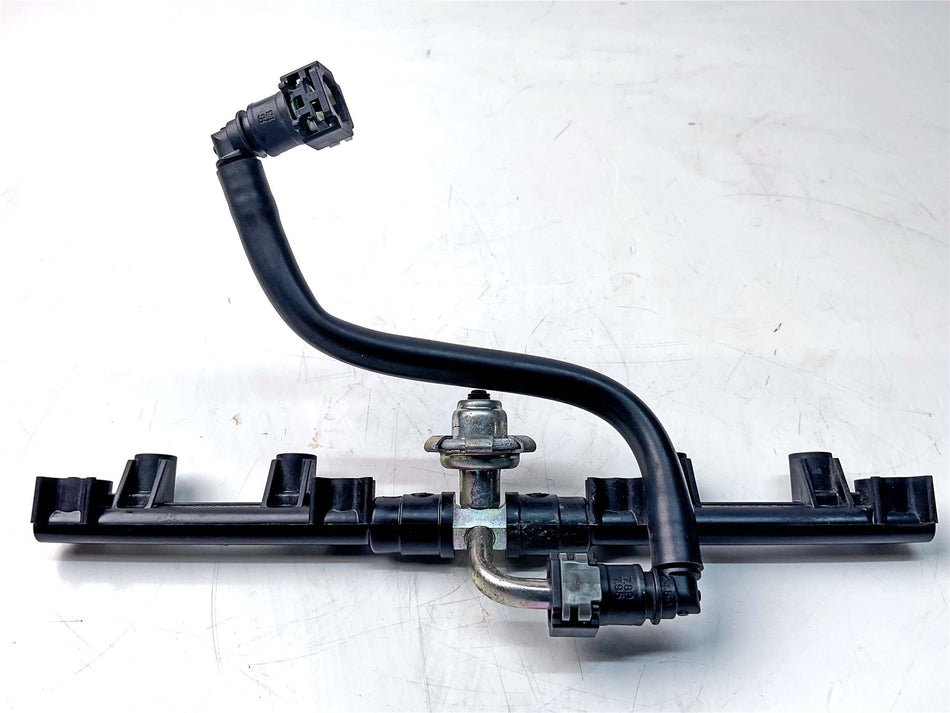 2016 Yamaha MT-10 Fuel Injector Rail - 2CR1379500