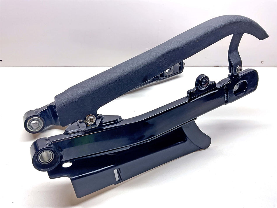 2015 Harley-Davidson Dyna Street Bob   Rear Swingarm - 47820-10