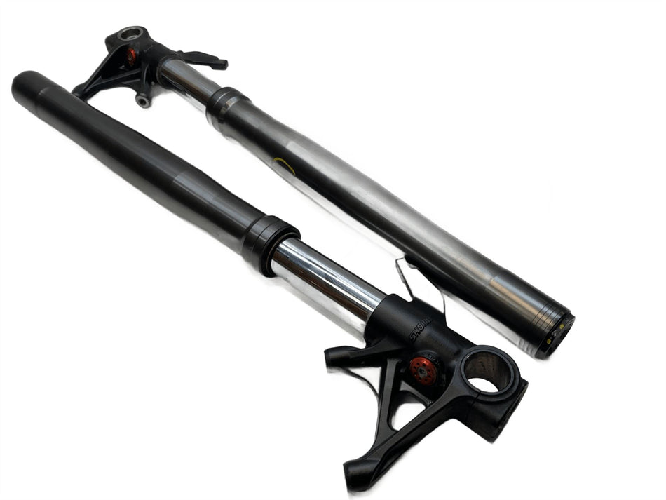 2022 Ducati Streetfighter V2 Front Forks Showa 34421031A 34521031A