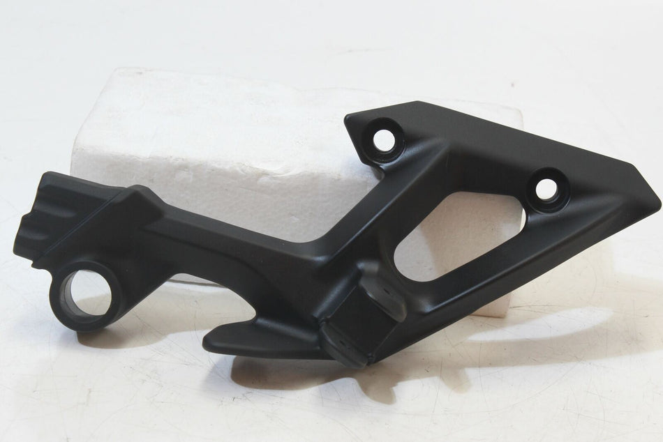 2015-2016 KAWASAKI 1400 GTR R/H RIGHT REAR FOOTREST HANGER (NEW) 35063-0360-18R