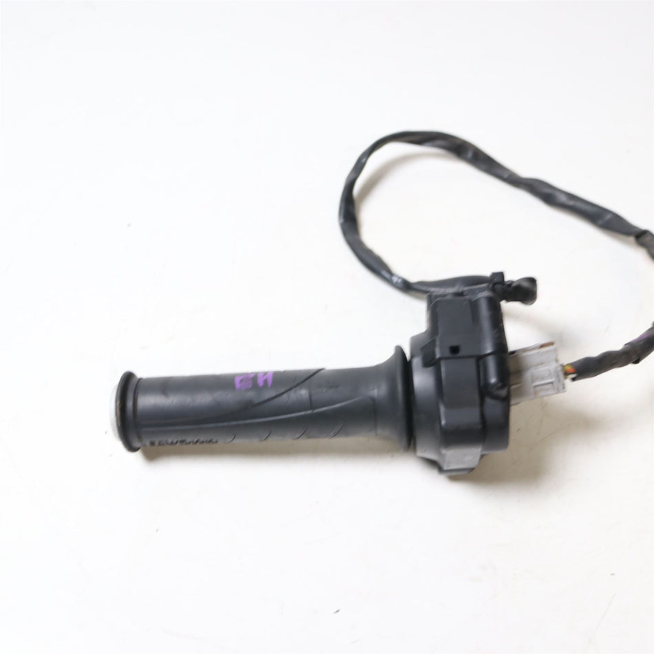 2017 Ducati Super Sport S Right Throttle Grip - 66020094B