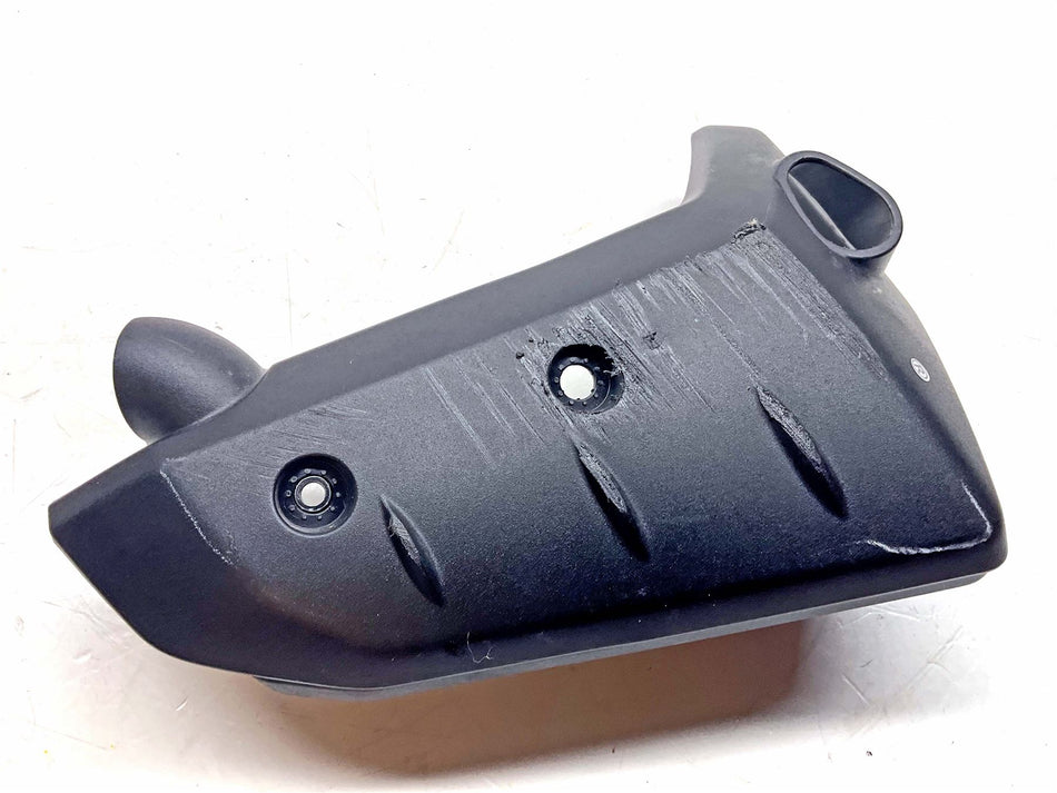 2022 Yamaha MT-10 Right Outer Radiator Cover - B5Y1246E00