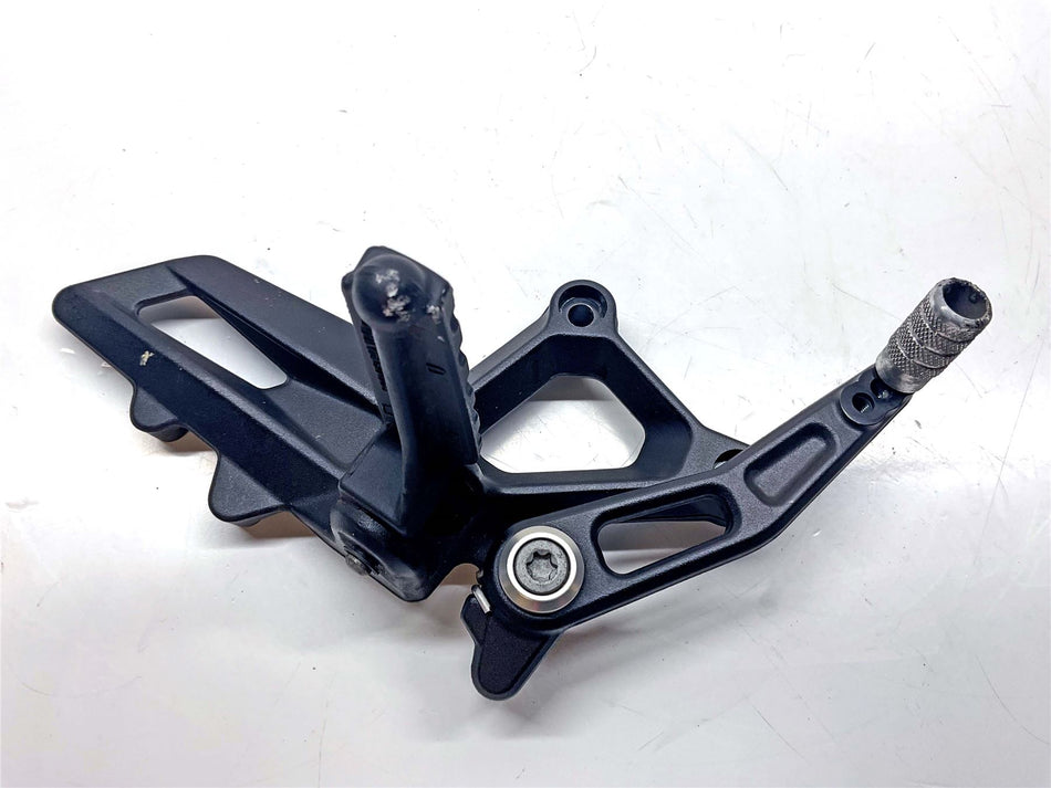 2018 KTM 1290 Super Duke R Left Front Footrest And Hanger - 6130313800033S