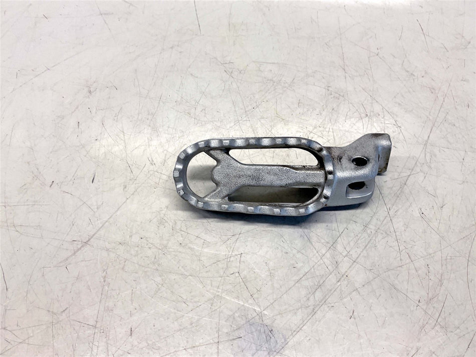 2024 Triumph Tiger 900 Rally Pro Left Front Footrest - T2083867