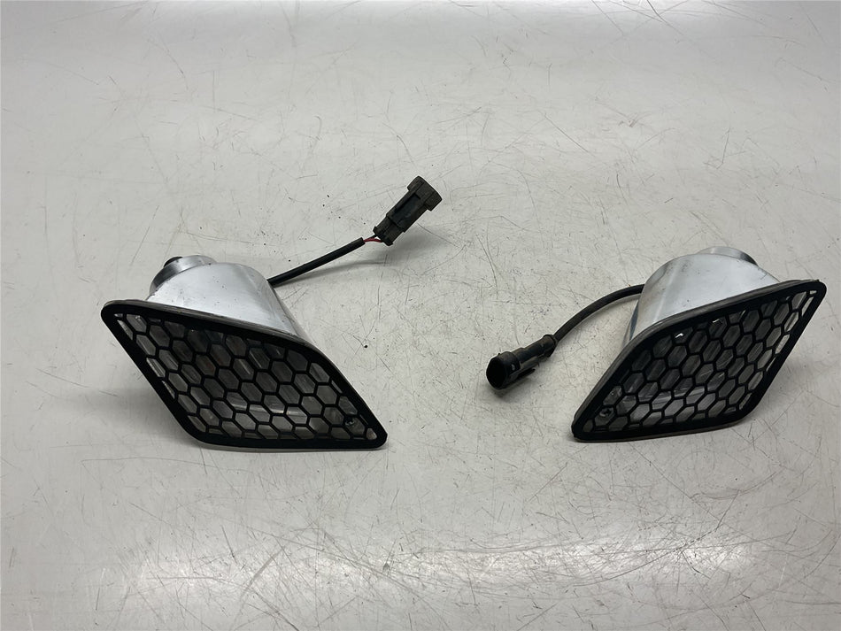 2022 Vespa GTS125 SUPERTECH Rear Indicators - 1D002713