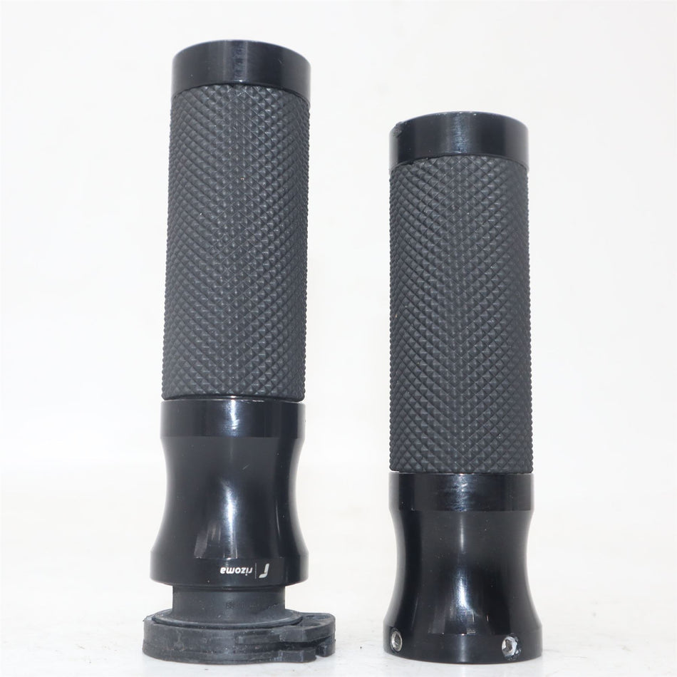 2008-2012 TRIUMPH STREET TRIPLE R Handlebar Grips - T2040252