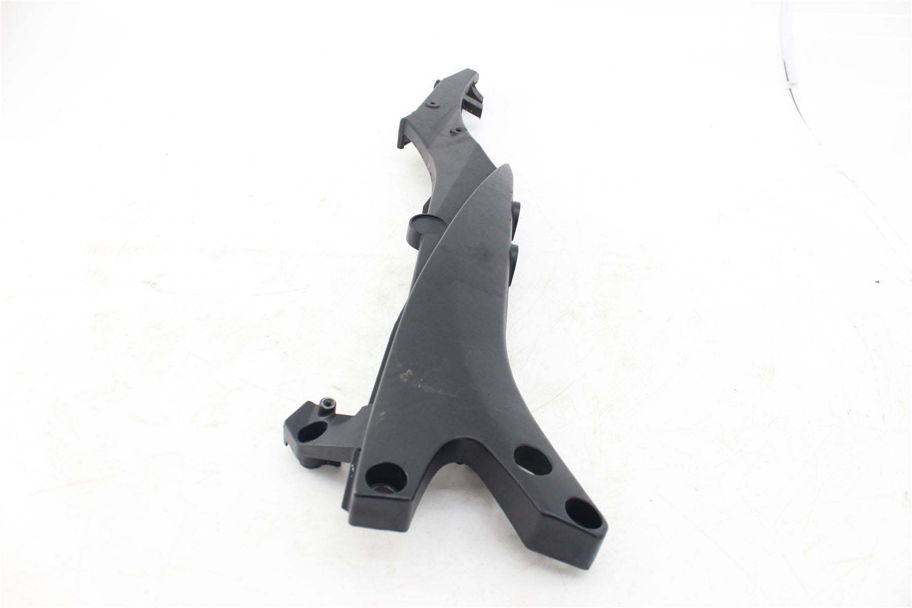 Suzuki GSX-R750 K8 Left Rear Frame – Motomine