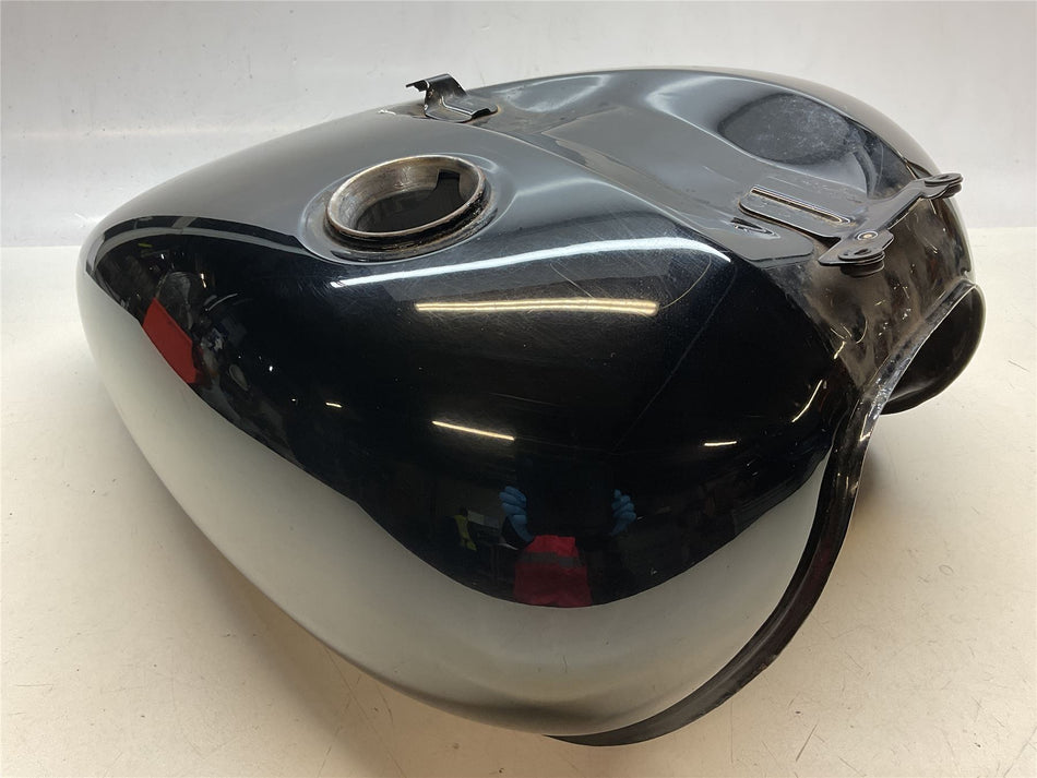 2007 Suzuki Intruder 800 Fuel Tank - 44100-39G70-YAY