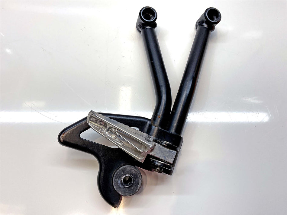 2017 Suzuki SV650 Rear Right Footrest & Hanger - 4381018K00000