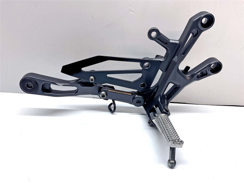 2023 Yamaha MT-10 SP Front Right Footrest & Hanger - B67274431000