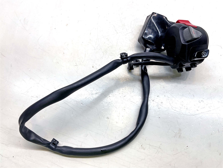 2025 Honda CMX500 REBEL Switchgear Right - 35130K2YJ41