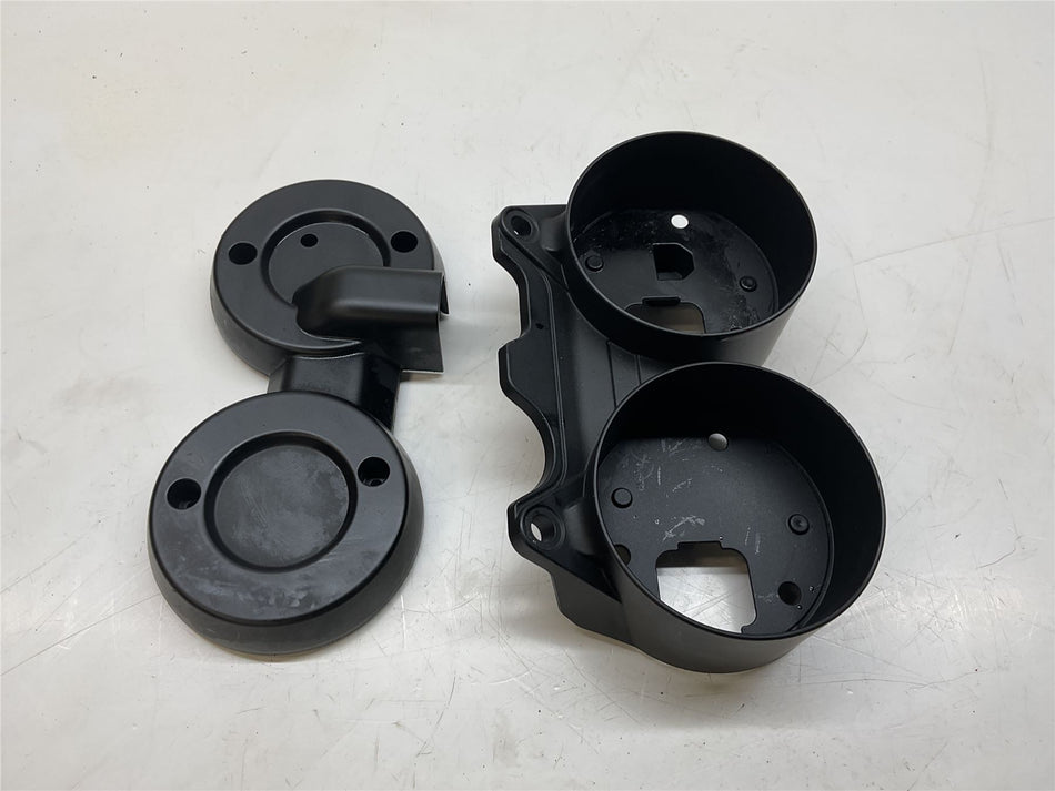 2017 Moto Guzzi V7 III Anniversario Clock Front Cover - 2B003711