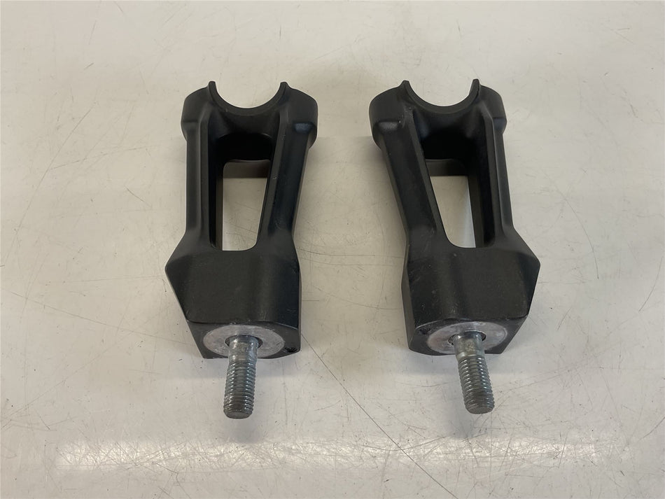 2024 YAMAHA TRACER 9 Handlebar Risers - B7N-23442-00