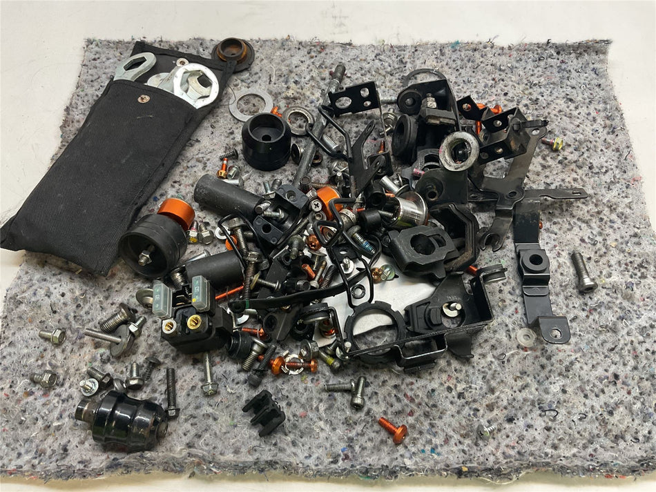 2017 Kawasaki Ninja 650 EX650 Assorted Nuts, Bolts & Fixings
