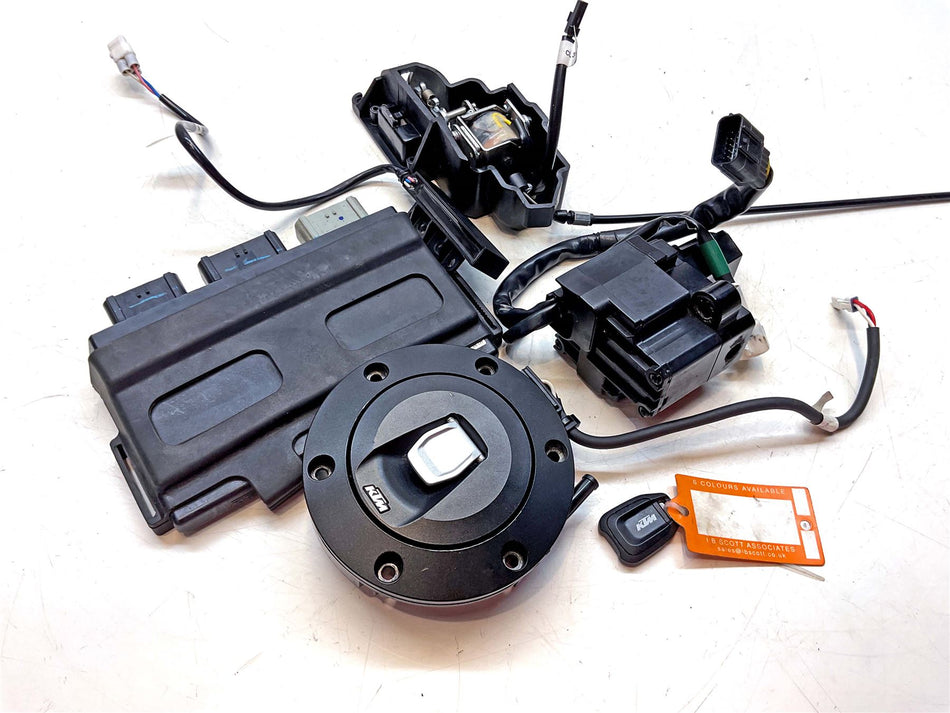 2024 KTM 1390 Super Duke Lock Set & ECU - 5000 Miles - 61711266044