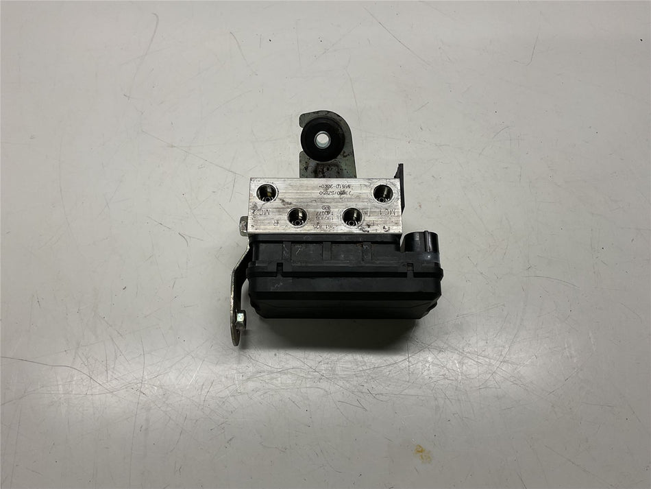 2020 SUZUKI GSX-R125 ABS Module - 55610-23K00