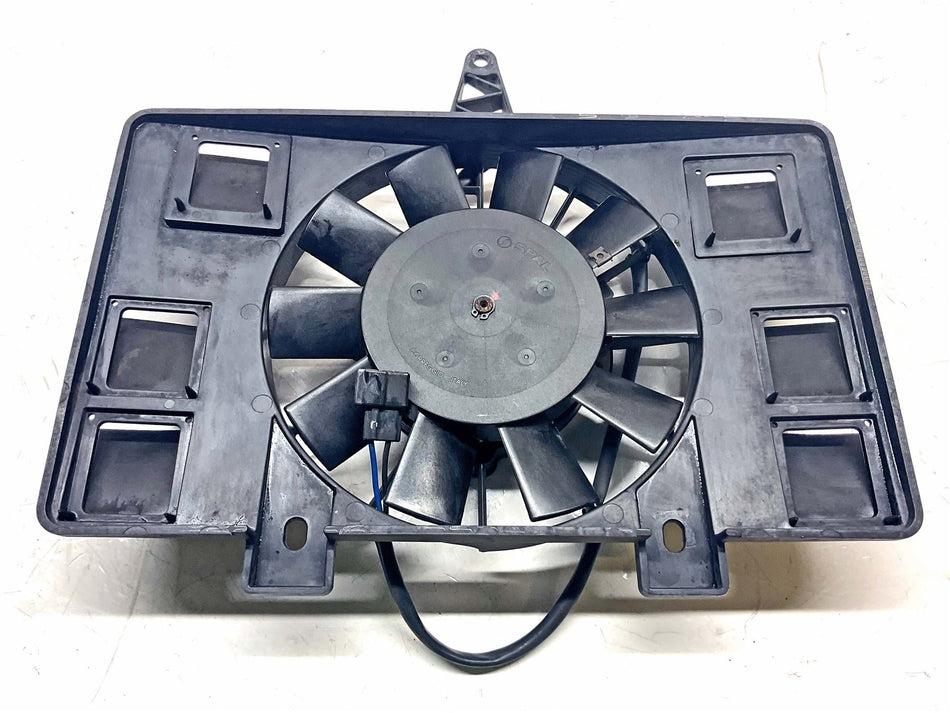 2010 Triumph Rocket III Touring Fan - T2108308