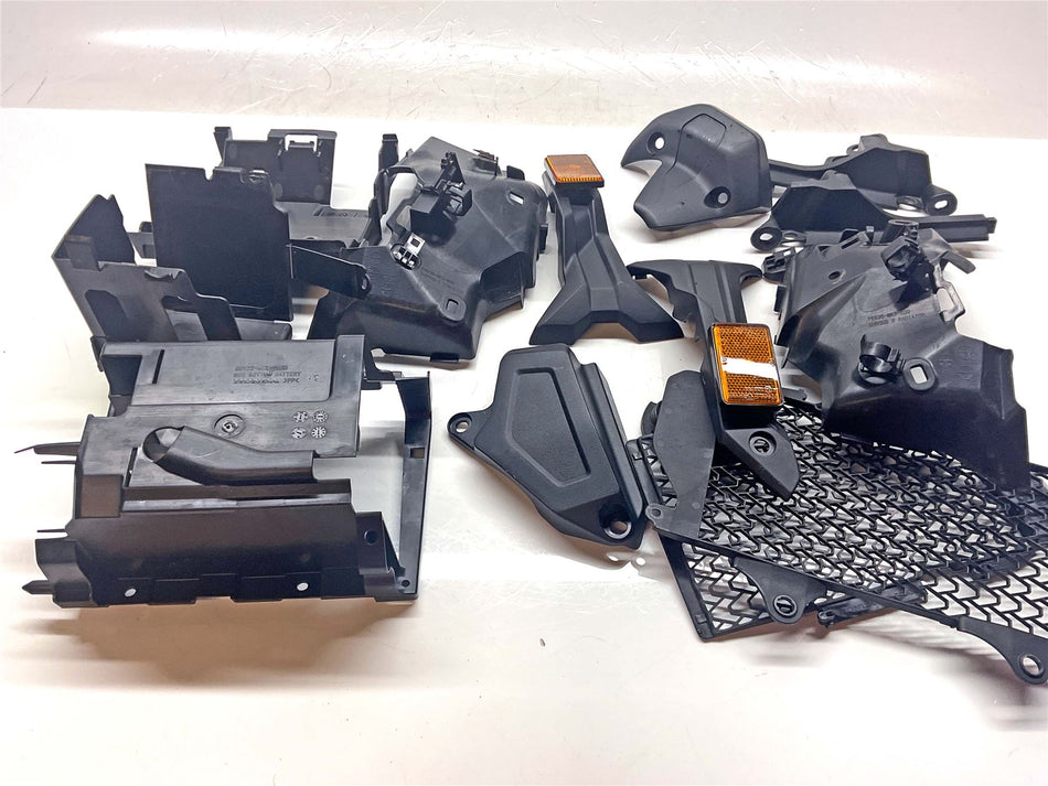 2022 Honda CRF1100L Africa Twin DCT Assorted Mounts and Brackets - 80122MKES00