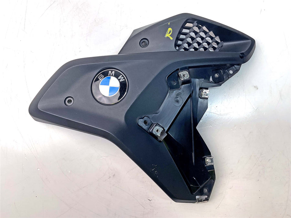 2021 BMW R1250GS Adventure Front Right Fairing & Badge - 46638556656