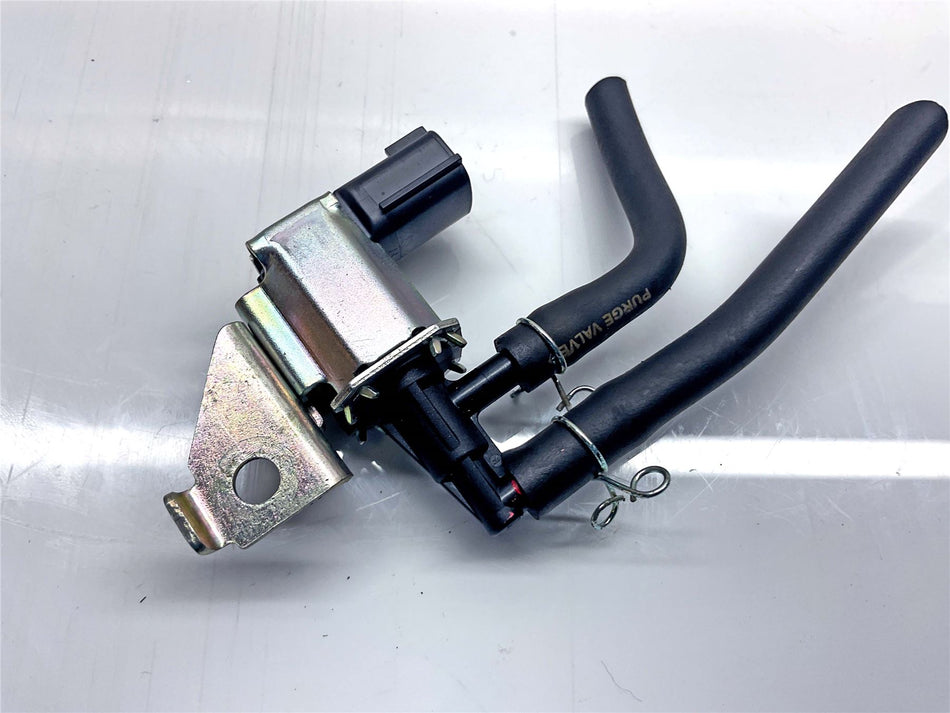 2025 KTM 390 Duke Air Valve