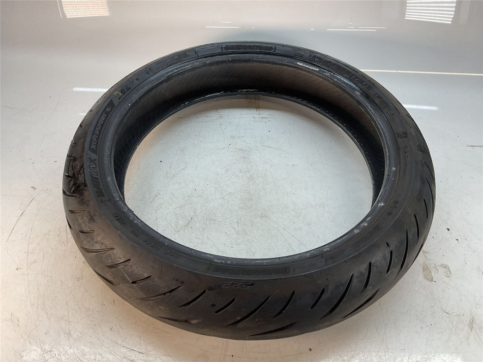 3mm-2mm-2.5mm BRIDGESTONE Battlax Hypersport  Front Tyre  - 120/70/19