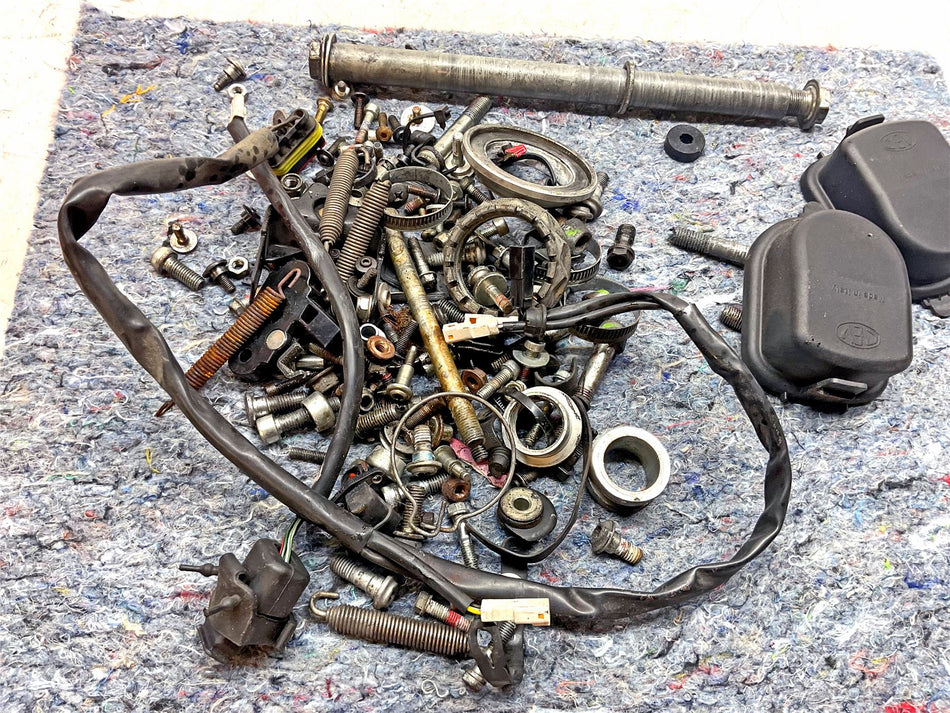 2010 Ducati 1198 Assorted Nuts, Bolts & Fixings - B61400BOBAB