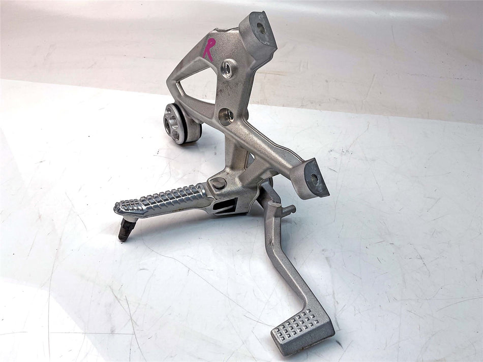 2023 BMW M1000R Front Right Footrest & Hanger - 46719467694