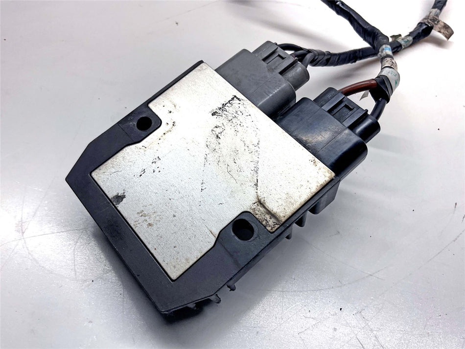 2017 Triumph Speed Triple 1050 S Regulator Rectifier - T1300675