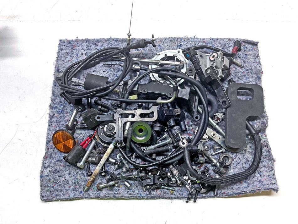 2018 Yamaha Tracer 900 GT Assorted Fixing & Bolts - B62388BOABAB