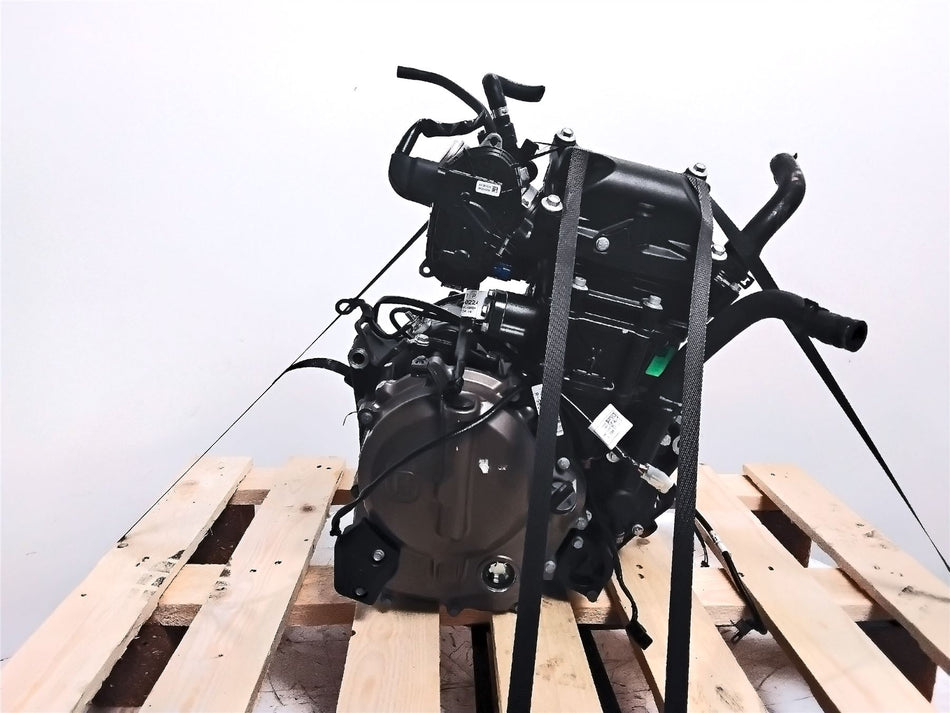 2024 Husqvarna SVARTPILEN 125 Complete Engine - 248 Miles - B57431