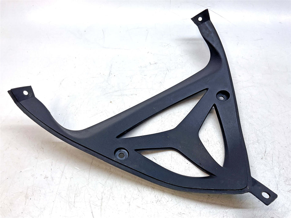 2004 Triumph Daytona 600 Lower Fairing Front Infill - T2305810