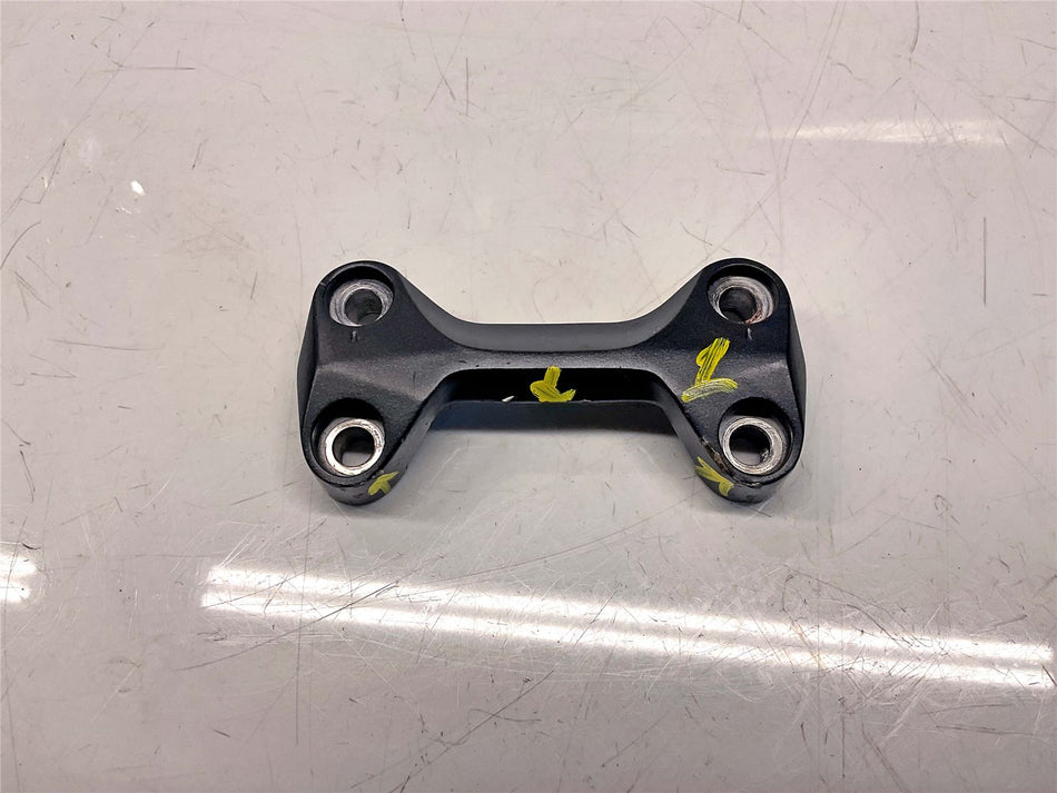 2023 Yamaha XSR125 Handlebar Top Clamp - B48F344100
