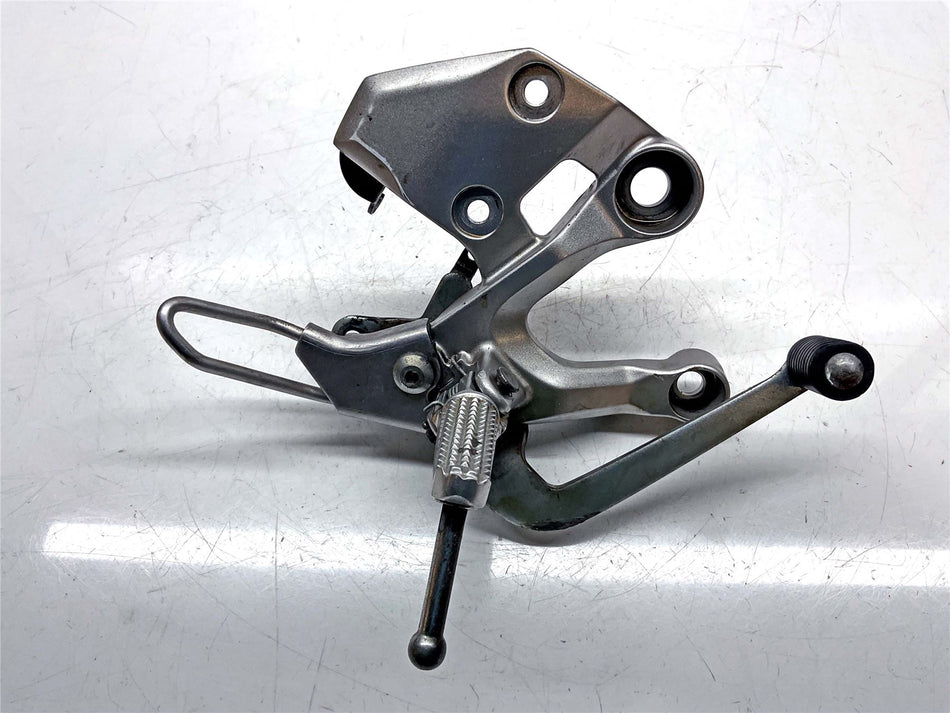 2016 Yamaha Tracer 900 Front Right Footrest & Hanger - 1RC274430000