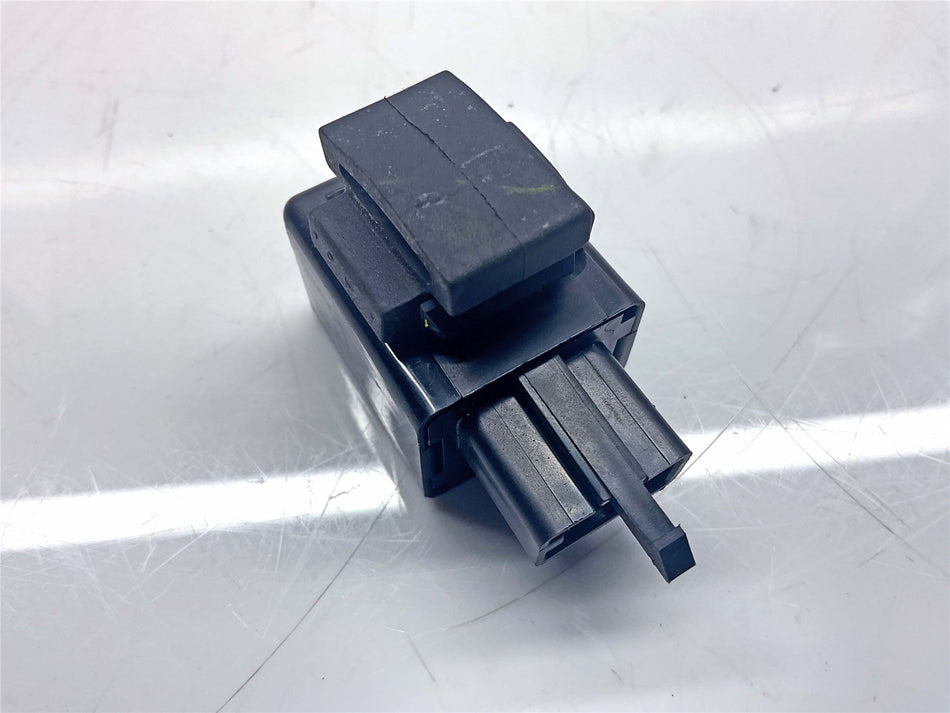 2009 Yamaha YZF R6 Indicator Flasher Relay - 4GY833500200