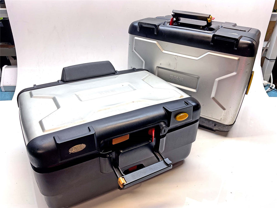 2004 BMW R1200R Top Box and RH Pannier