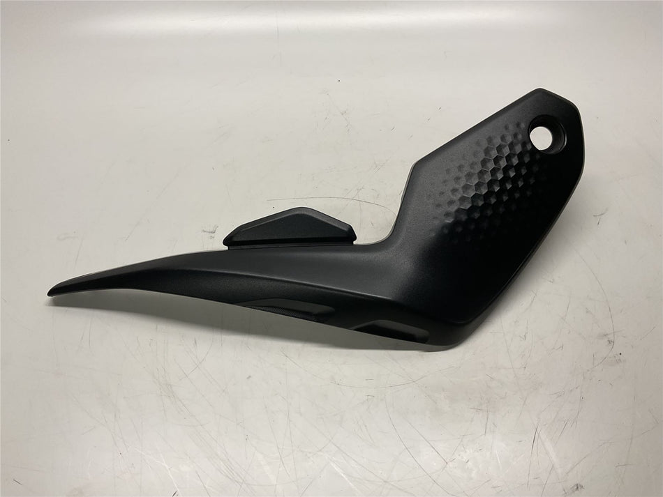 2022 YAMAHA MT-07 Right Knee Grip  - BAT-24122-00