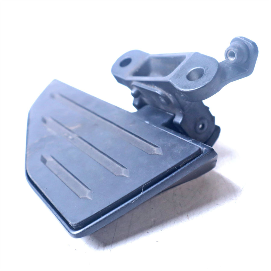 2022 Honda GL1800BD DCT Right Footrest Assembly - 50716MKCA00ZC