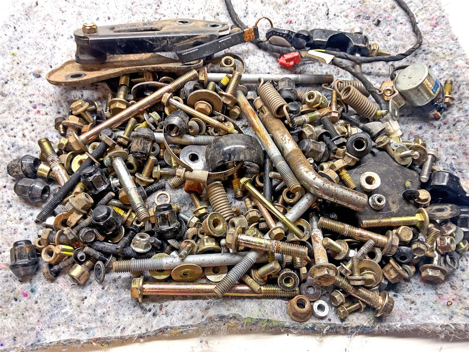 2023 Can-Am Outlander MAX XT 6 Assorted Nuts, Bolts & Fixings