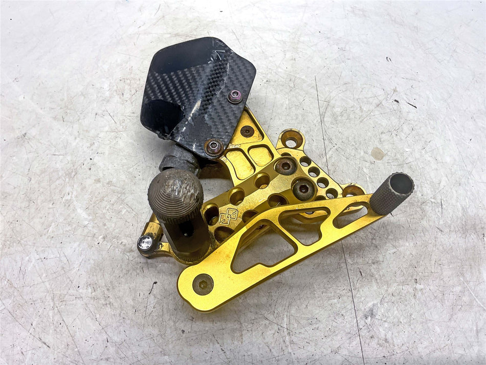 2002 Honda CBR900RR Right hand rearset - AS31