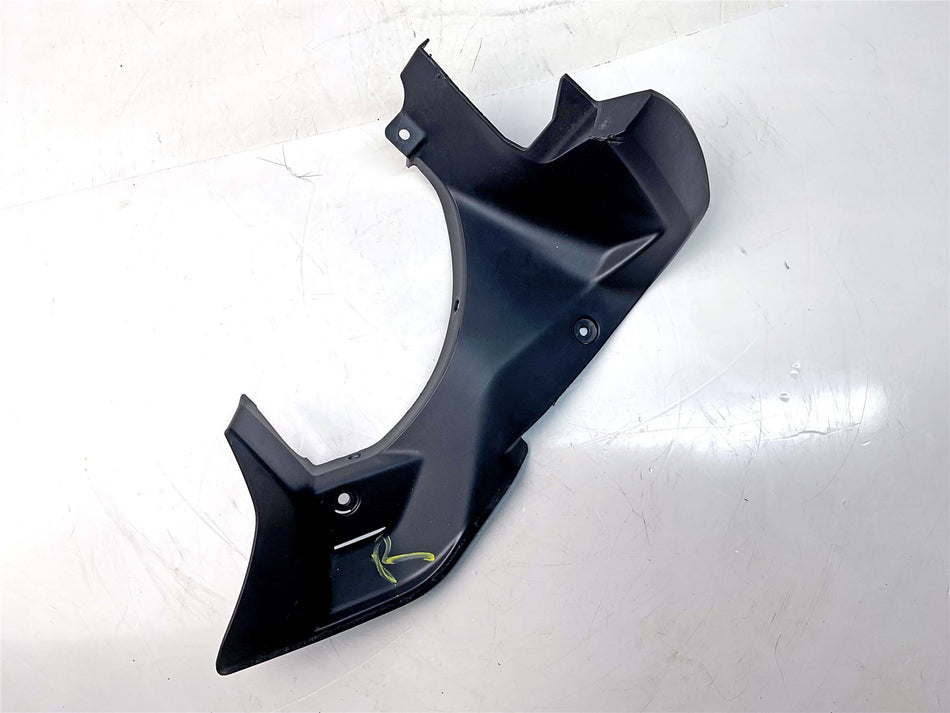 2023 Yamaha YZF-R 125 Front Right Inner Panel  - B5GF837M00