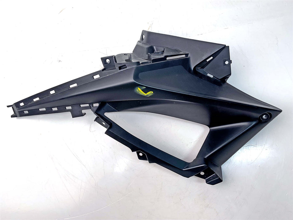 2023 Yamaha YZF-R 125 Left Infill Panel - B5GF117V00