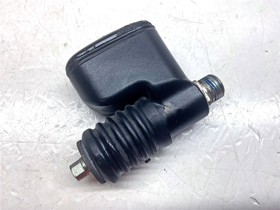 2010 Harley-Davidson Wide Glide FXWG Front Master Cylinder - 42474-06C