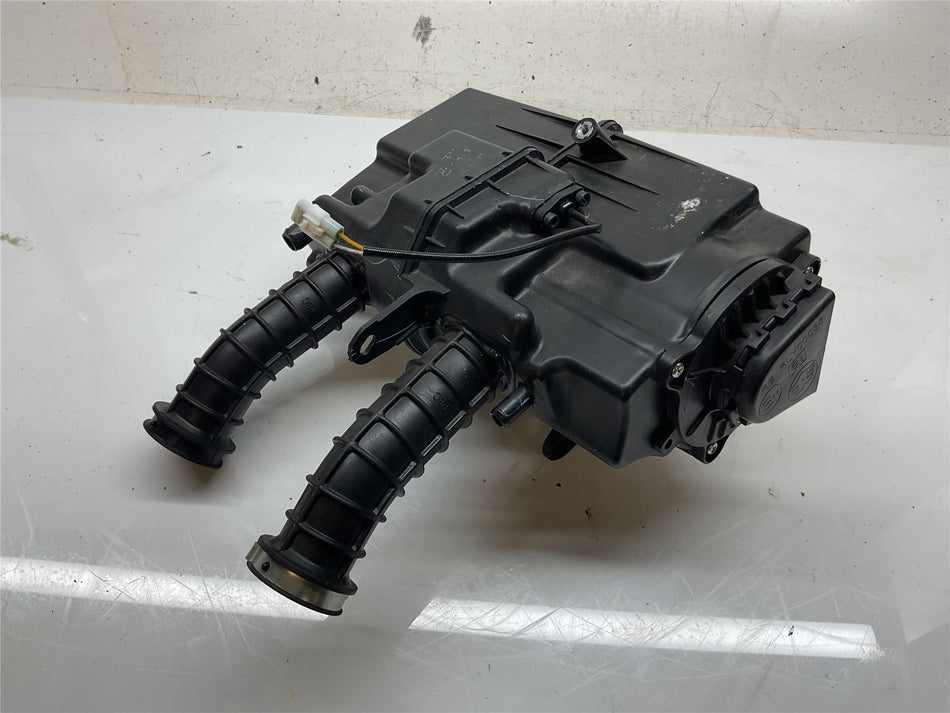 2023 Royal Enfield Super Meteor 650 Airbox