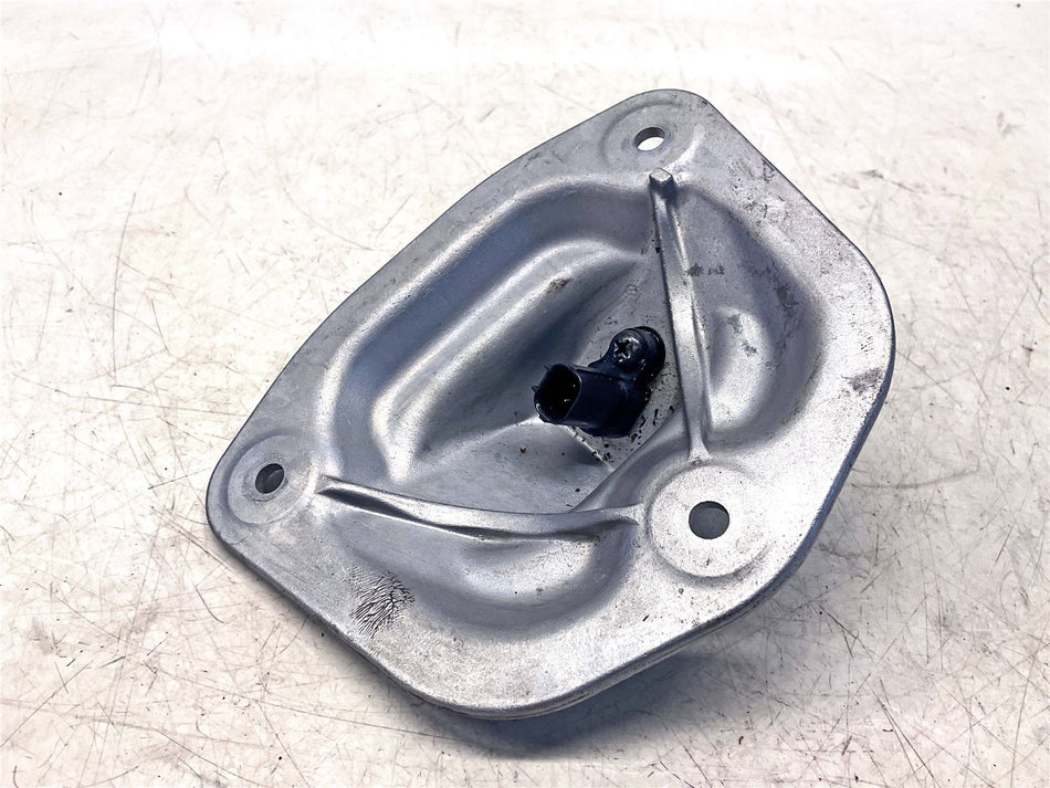 2014 Kawasaki ZZR1400 Left Air cleaner cap  - 110650763