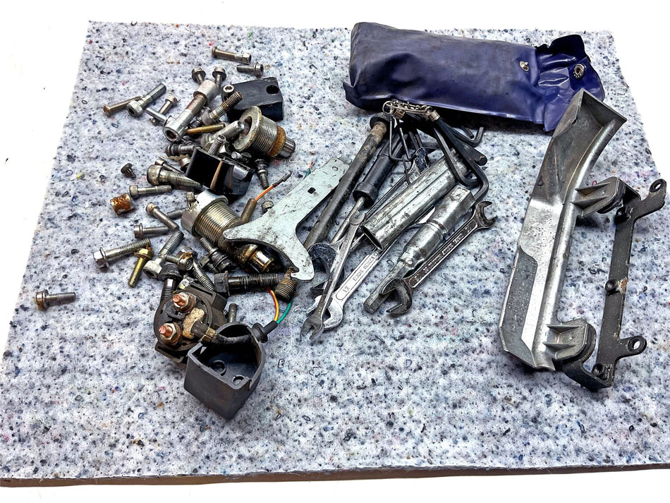 2005 Honda VTX1800 Box Of Bits And Bolts - B59384BOBAB