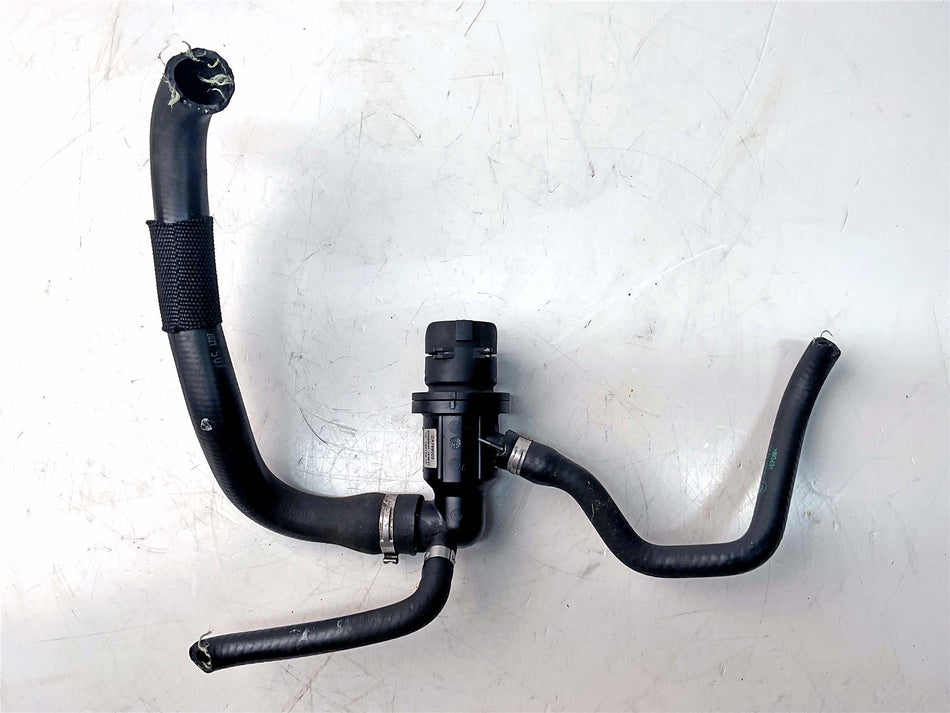 2021 BMW R1250GS Adventure Thermostat Housing - 17658520226